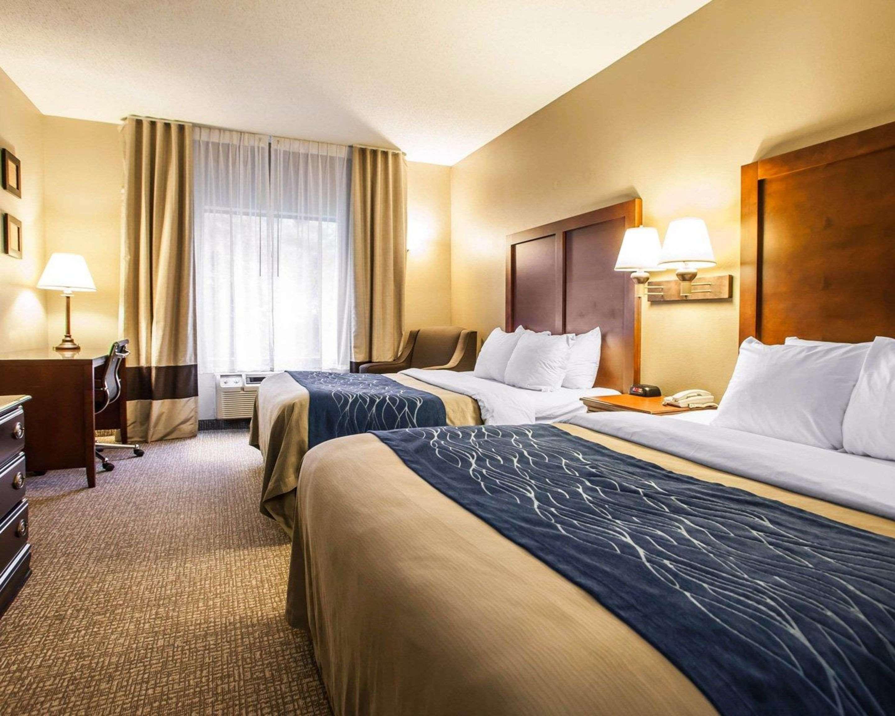 Comfort Inn & Suites St Louis-Оу'Фелон Екстер'єр фото