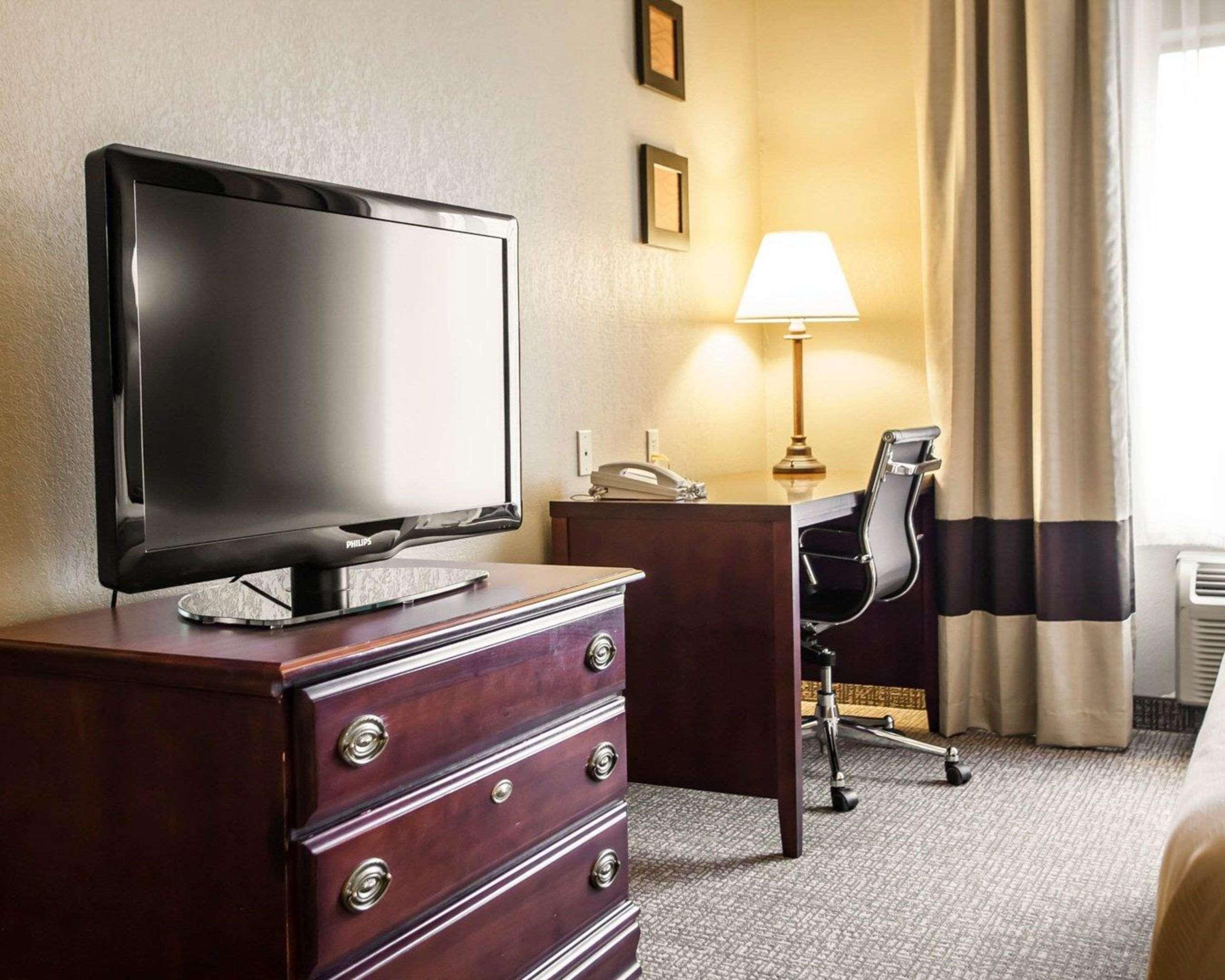 Comfort Inn & Suites St Louis-Оу'Фелон Екстер'єр фото