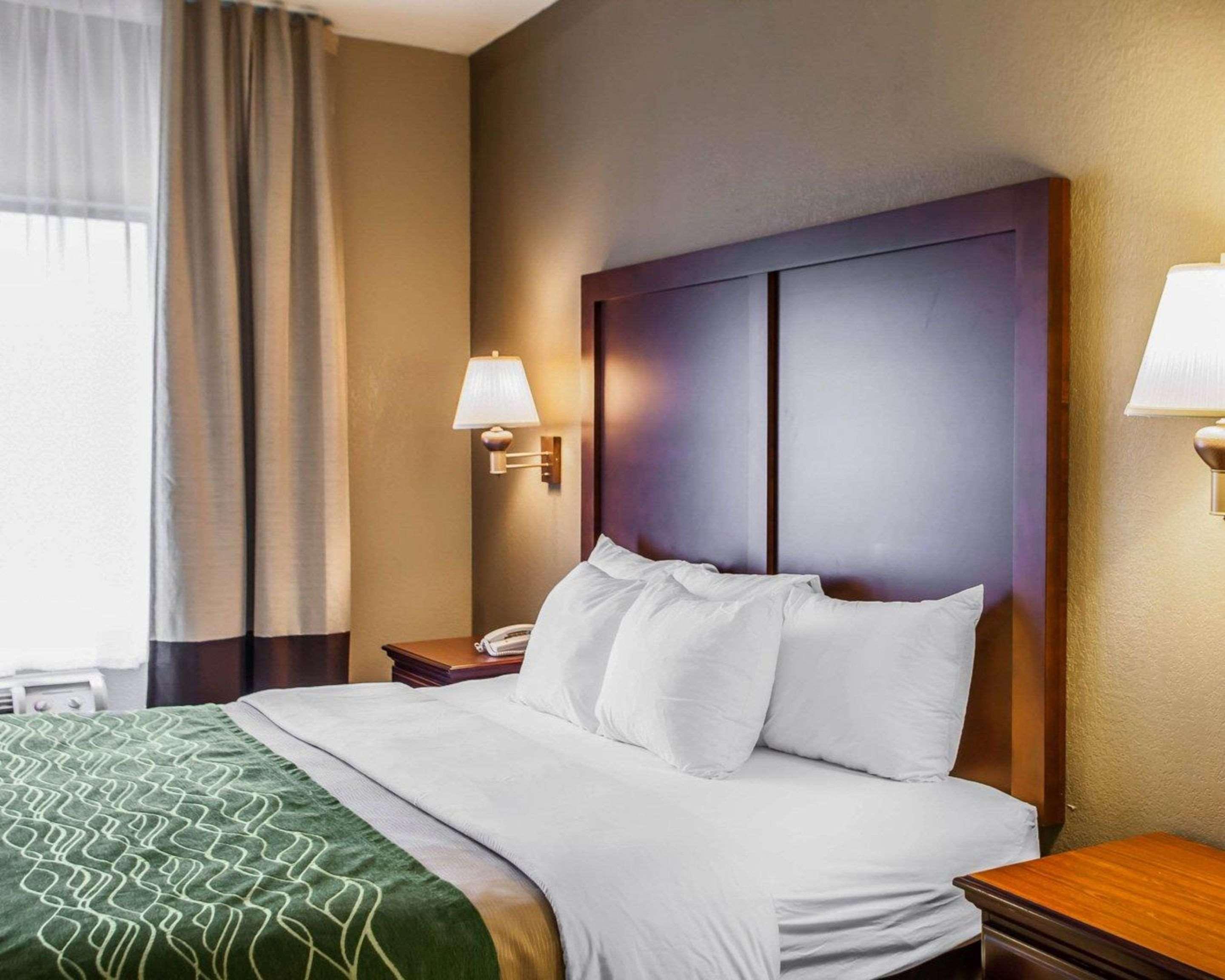 Comfort Inn & Suites St Louis-Оу'Фелон Екстер'єр фото