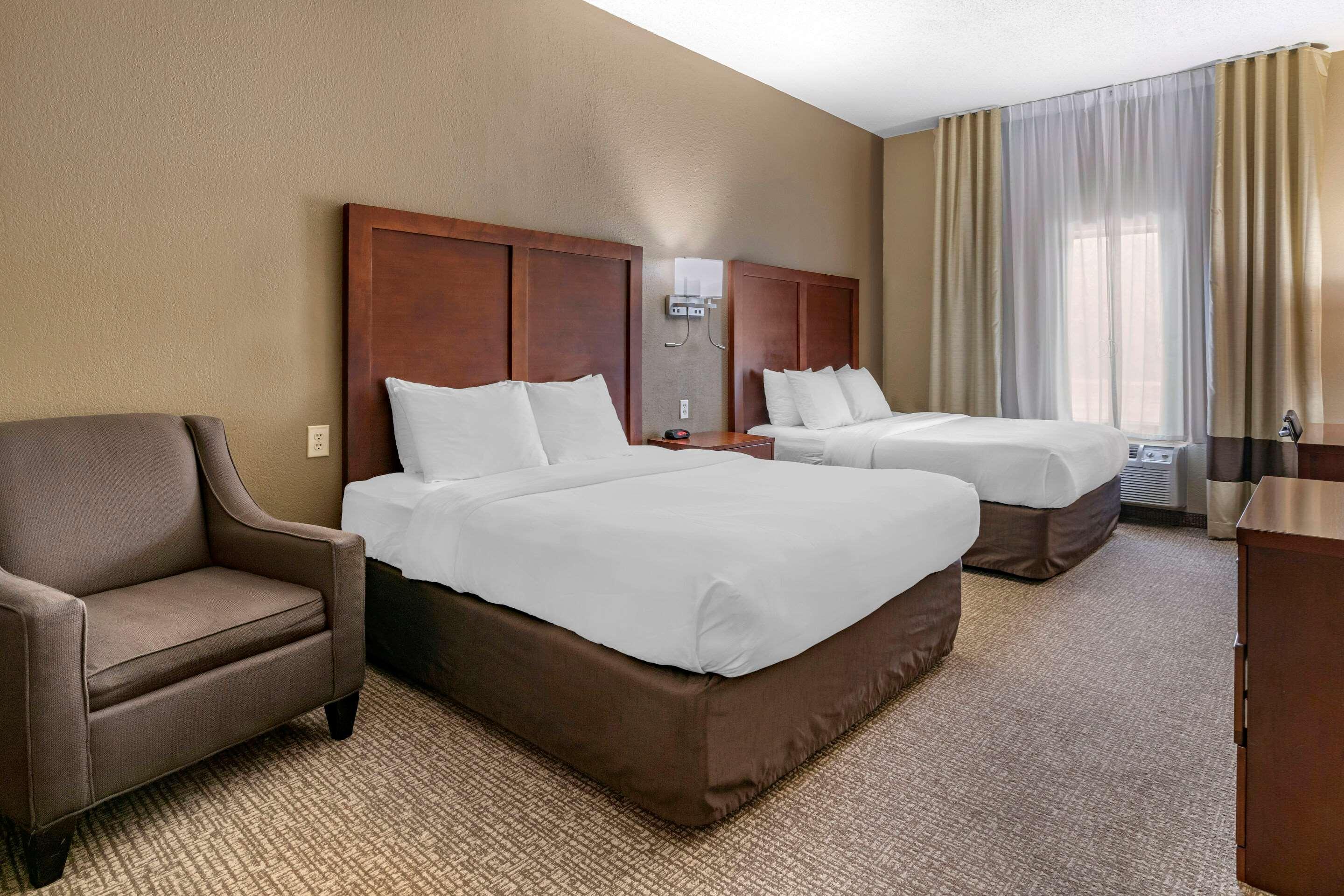 Comfort Inn & Suites St Louis-Оу'Фелон Екстер'єр фото
