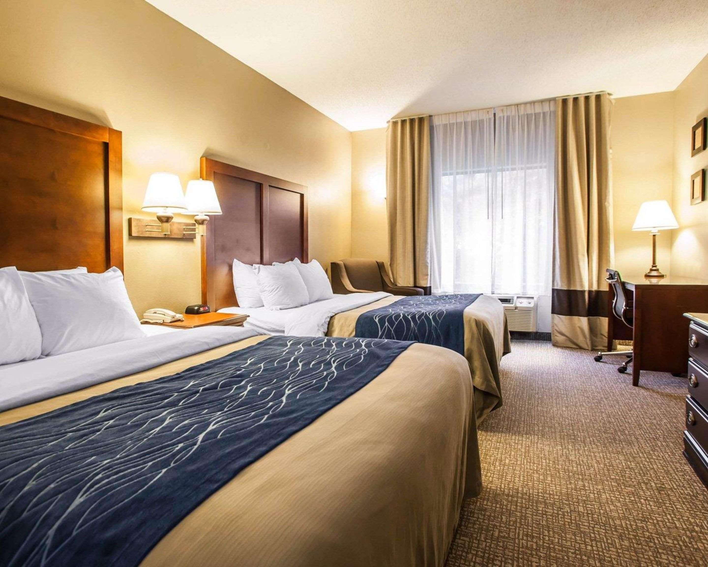 Comfort Inn & Suites St Louis-Оу'Фелон Екстер'єр фото