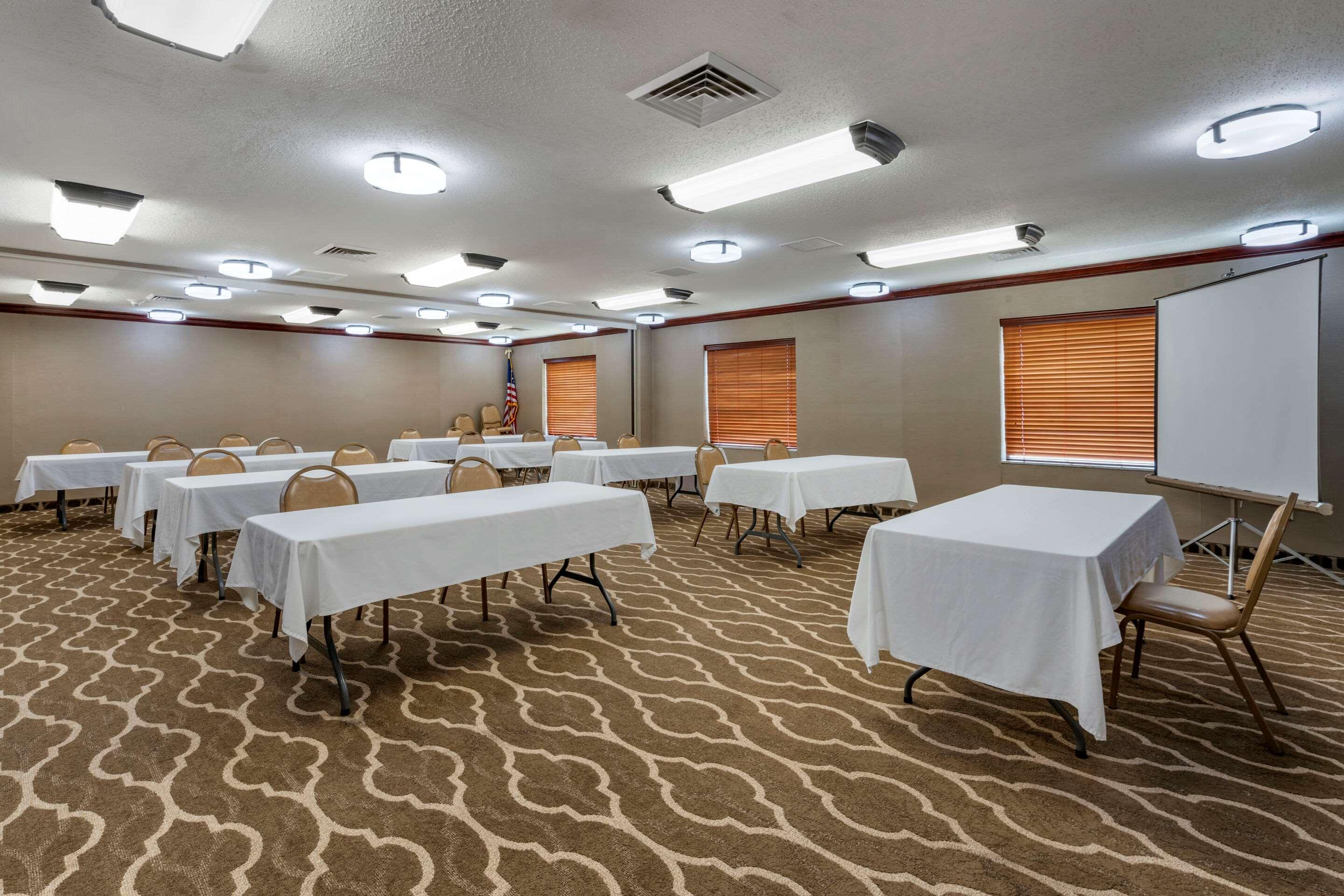 Comfort Inn & Suites St Louis-Оу'Фелон Екстер'єр фото