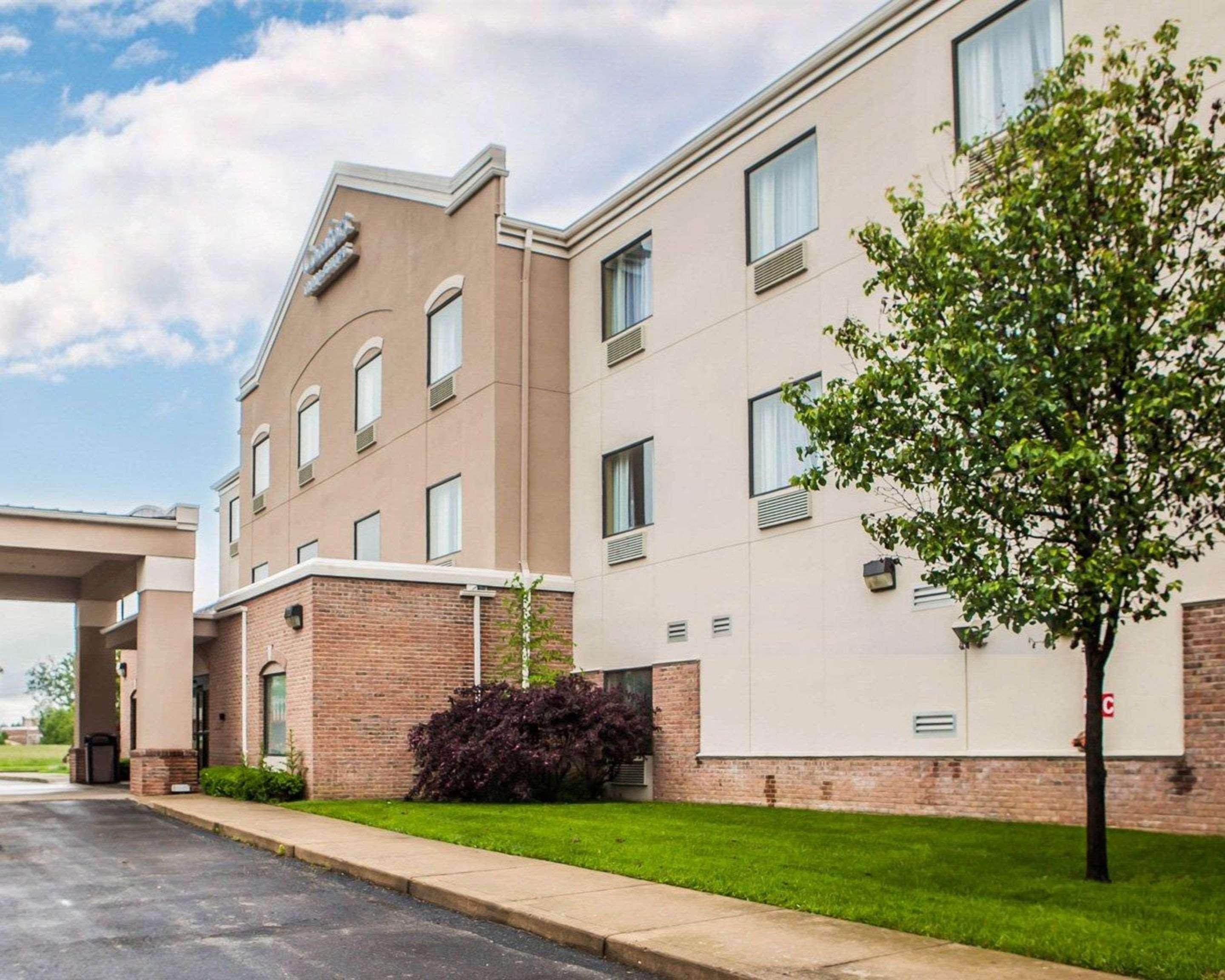 Comfort Inn & Suites St Louis-Оу'Фелон Екстер'єр фото