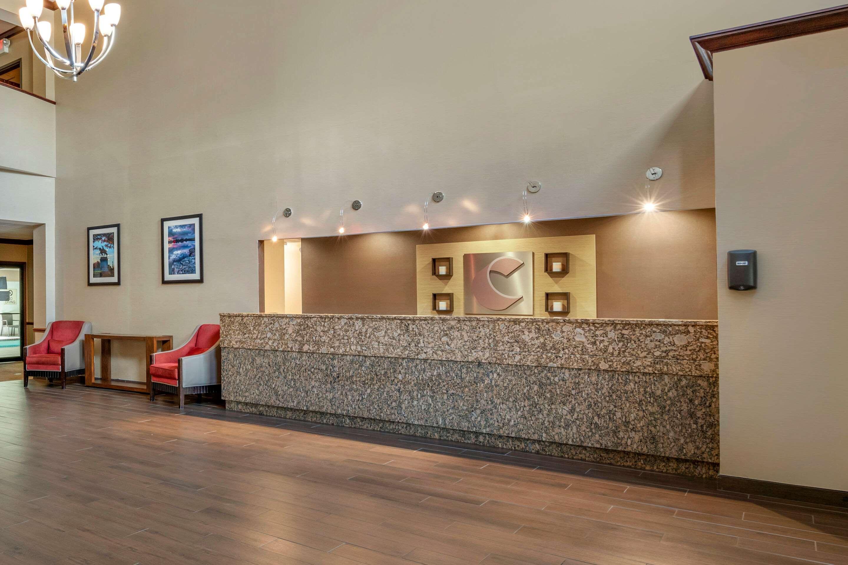 Comfort Inn & Suites St Louis-Оу'Фелон Екстер'єр фото