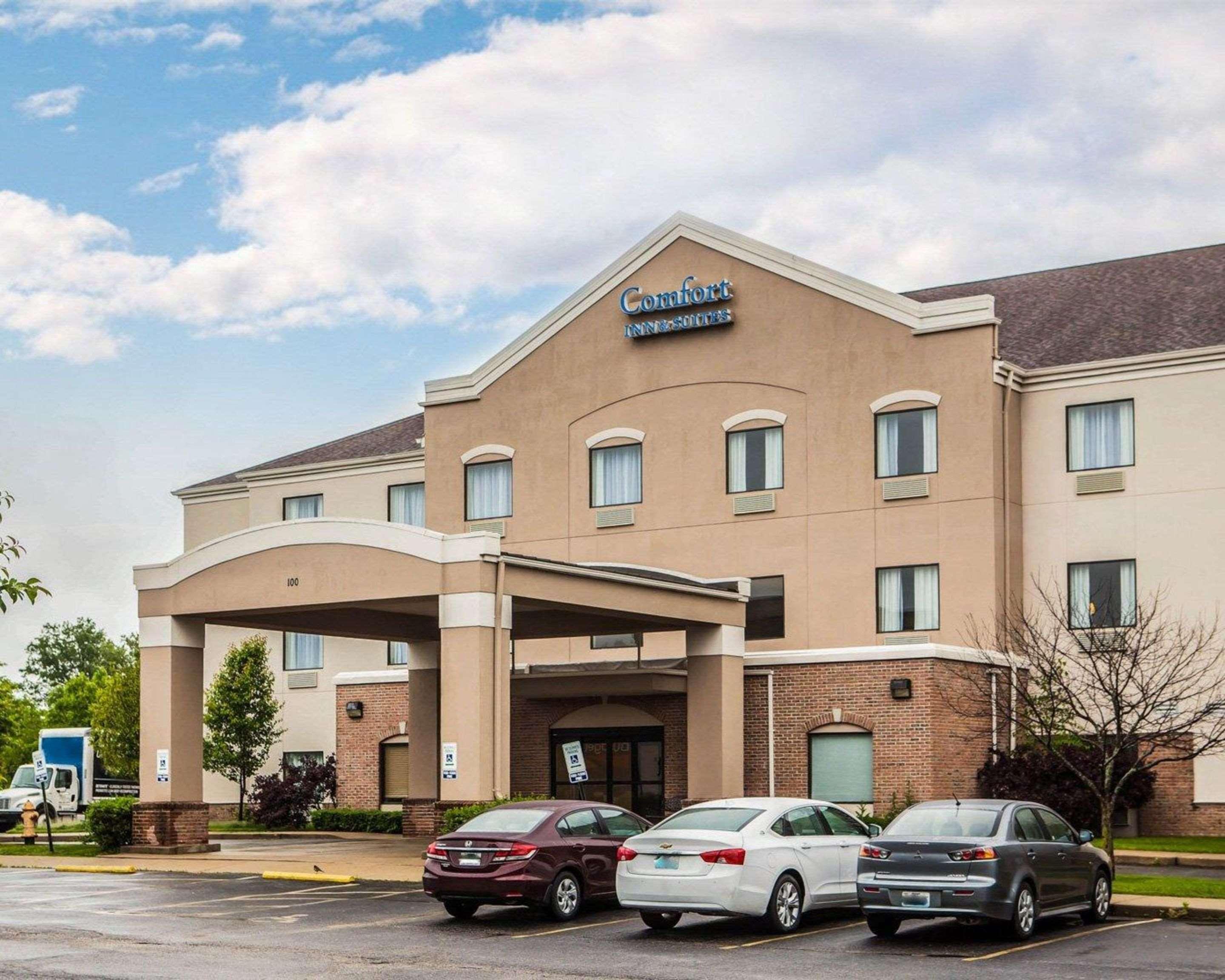 Comfort Inn & Suites St Louis-Оу'Фелон Екстер'єр фото