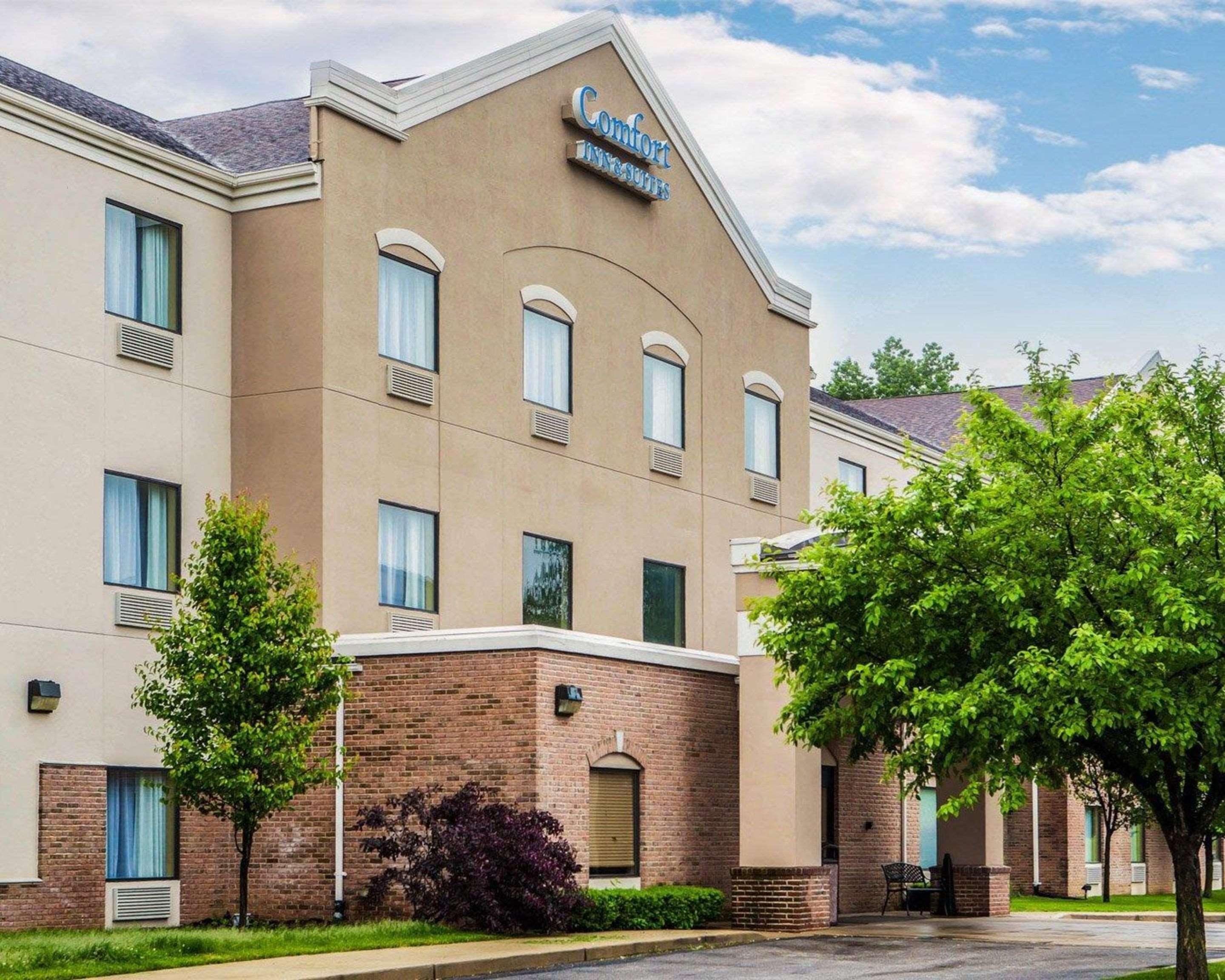 Comfort Inn & Suites St Louis-Оу'Фелон Екстер'єр фото