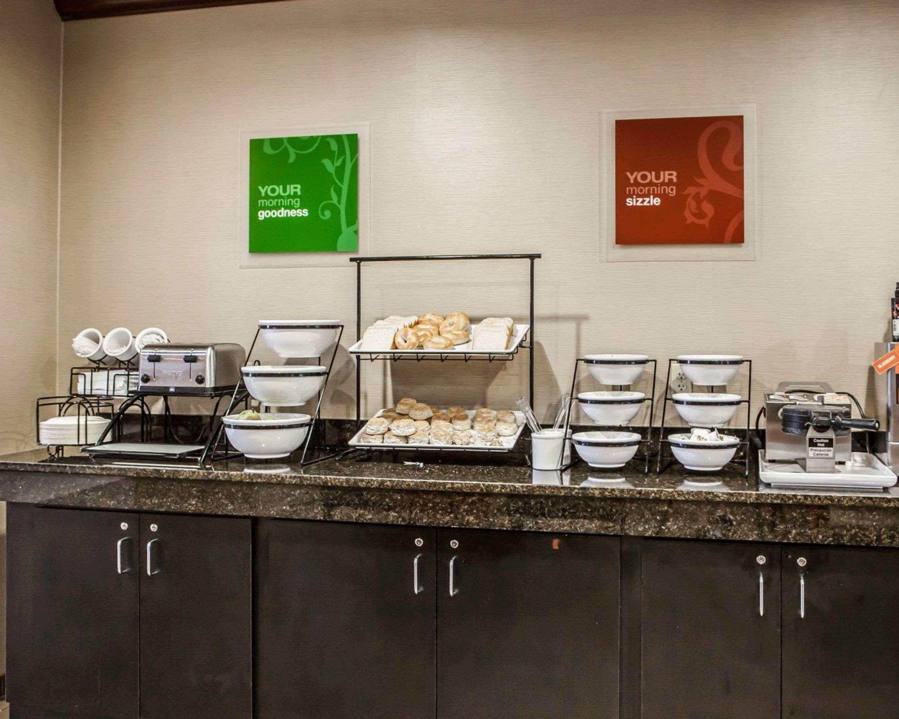 Comfort Inn & Suites St Louis-Оу'Фелон Екстер'єр фото